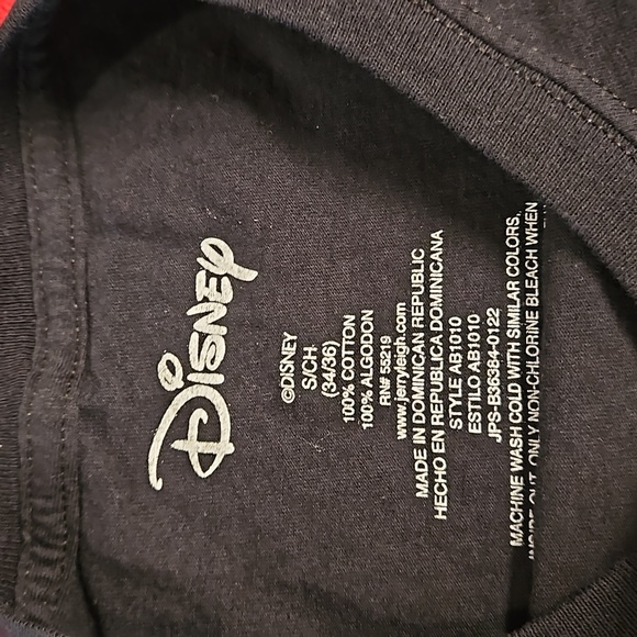 DISNEY 2022 Mickey Mouse graphic tee circuit board castle Sm. UNISEX EUC - Picture 3 of 5